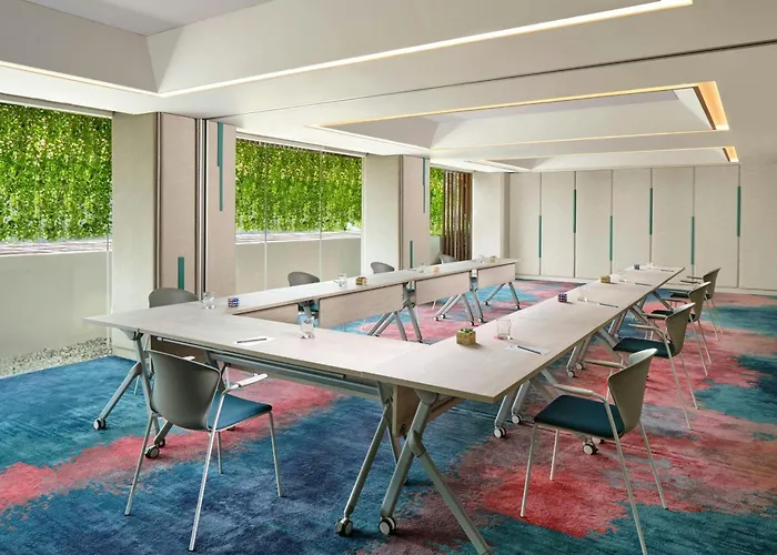 Aloft By Marriott Bali At Beachwalk Hotel Kuta (Bali)