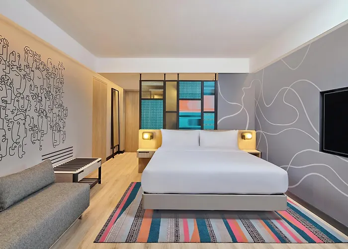 Hotel Aloft By Marriott Bali At Beachwalk 4*
