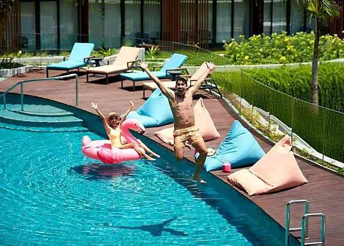 Aloft By Marriott Bali At Beachwalk 4*