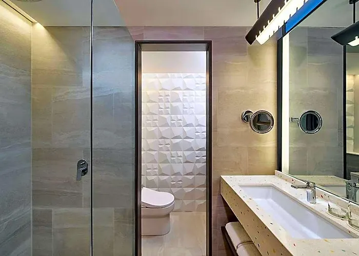 Hotel Aloft By Marriott Bali At Beachwalk